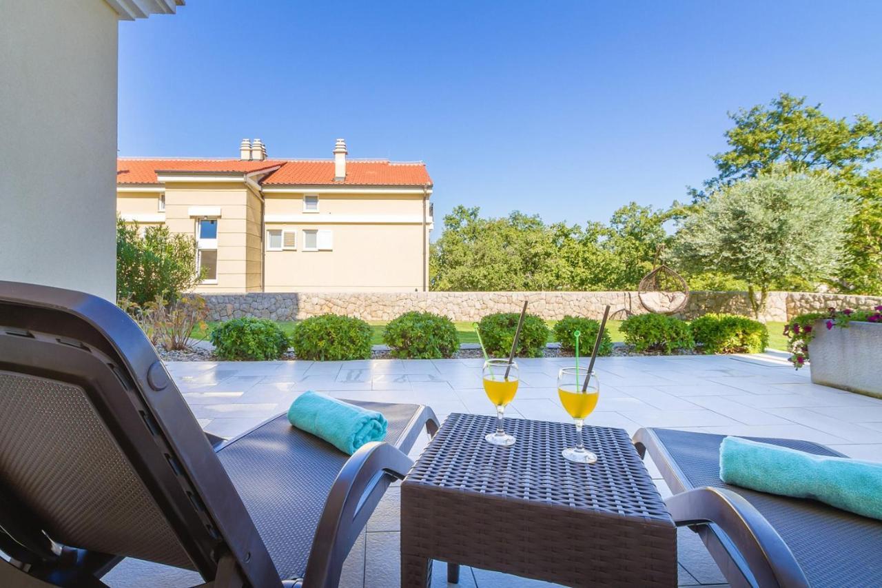 Luxury Apartments Villa Mande Malinska Zewnętrze zdjęcie