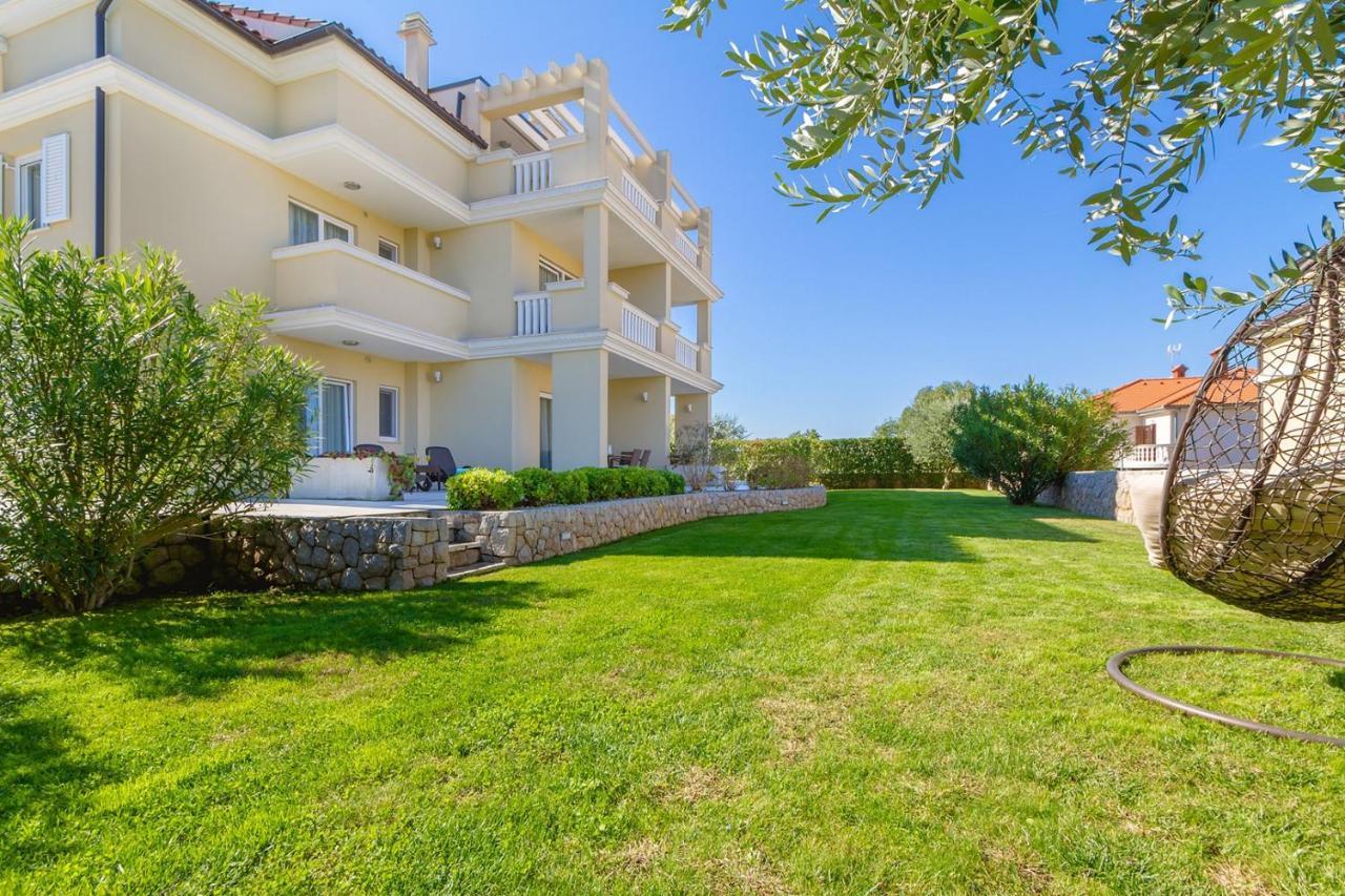 Luxury Apartments Villa Mande Malinska Zewnętrze zdjęcie