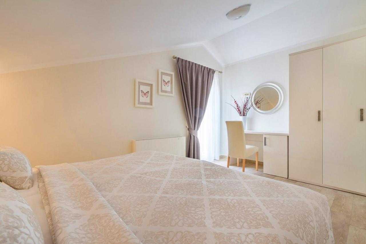 Luxury Apartments Villa Mande Malinska Zewnętrze zdjęcie
